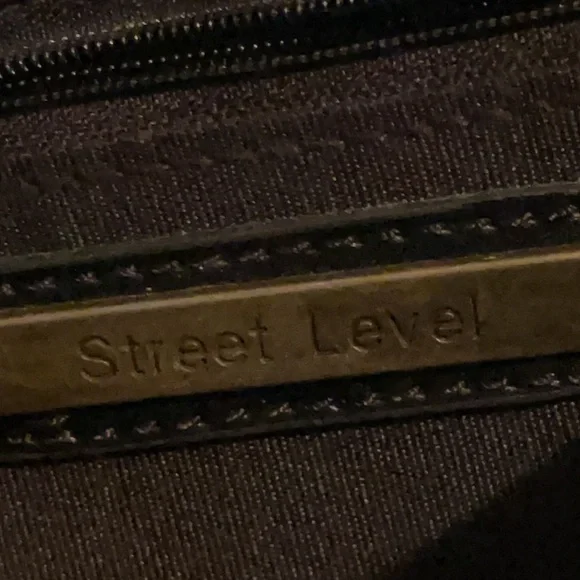 🦋4/$25 Cute Crossbody Purse - Picture 8 of 13